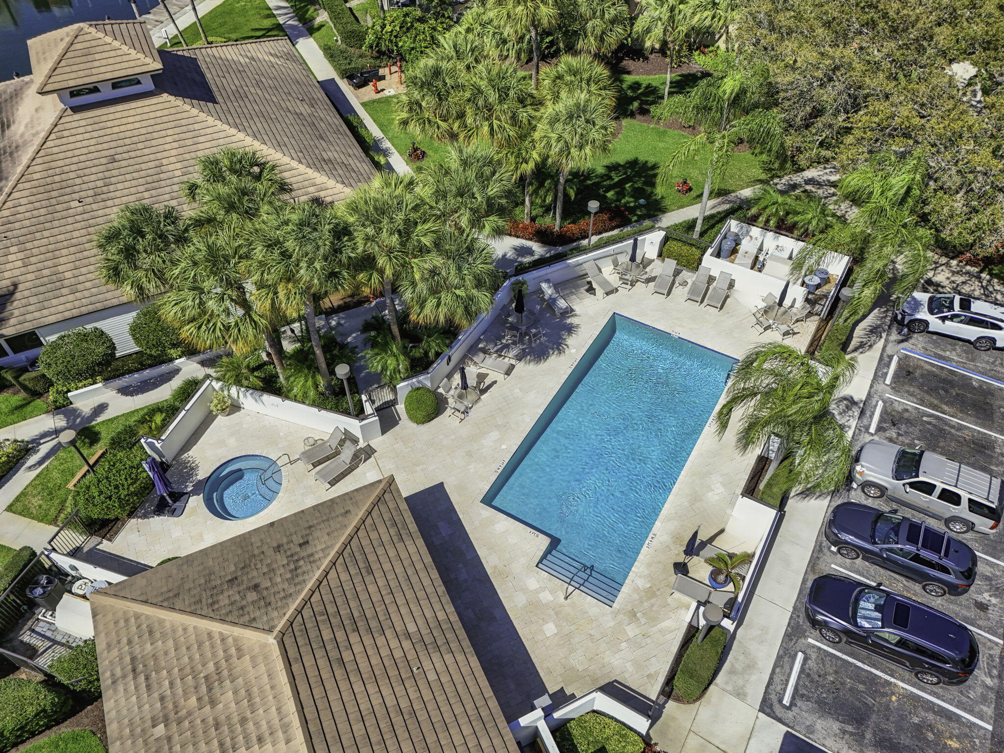 911 Oak Harbour Drive