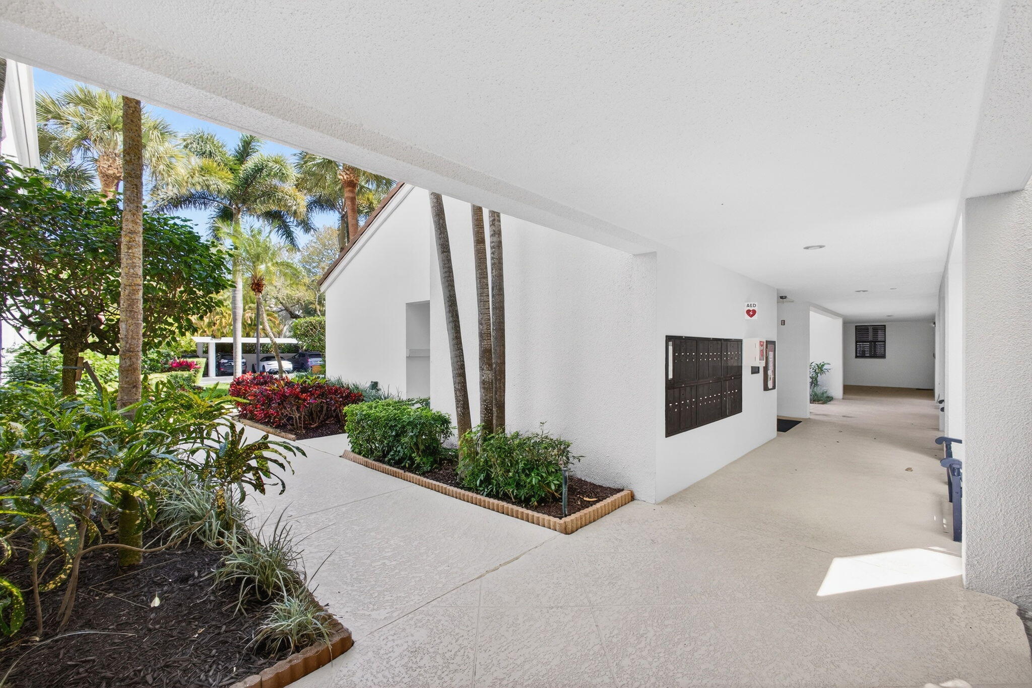 911 Oak Harbour Drive
