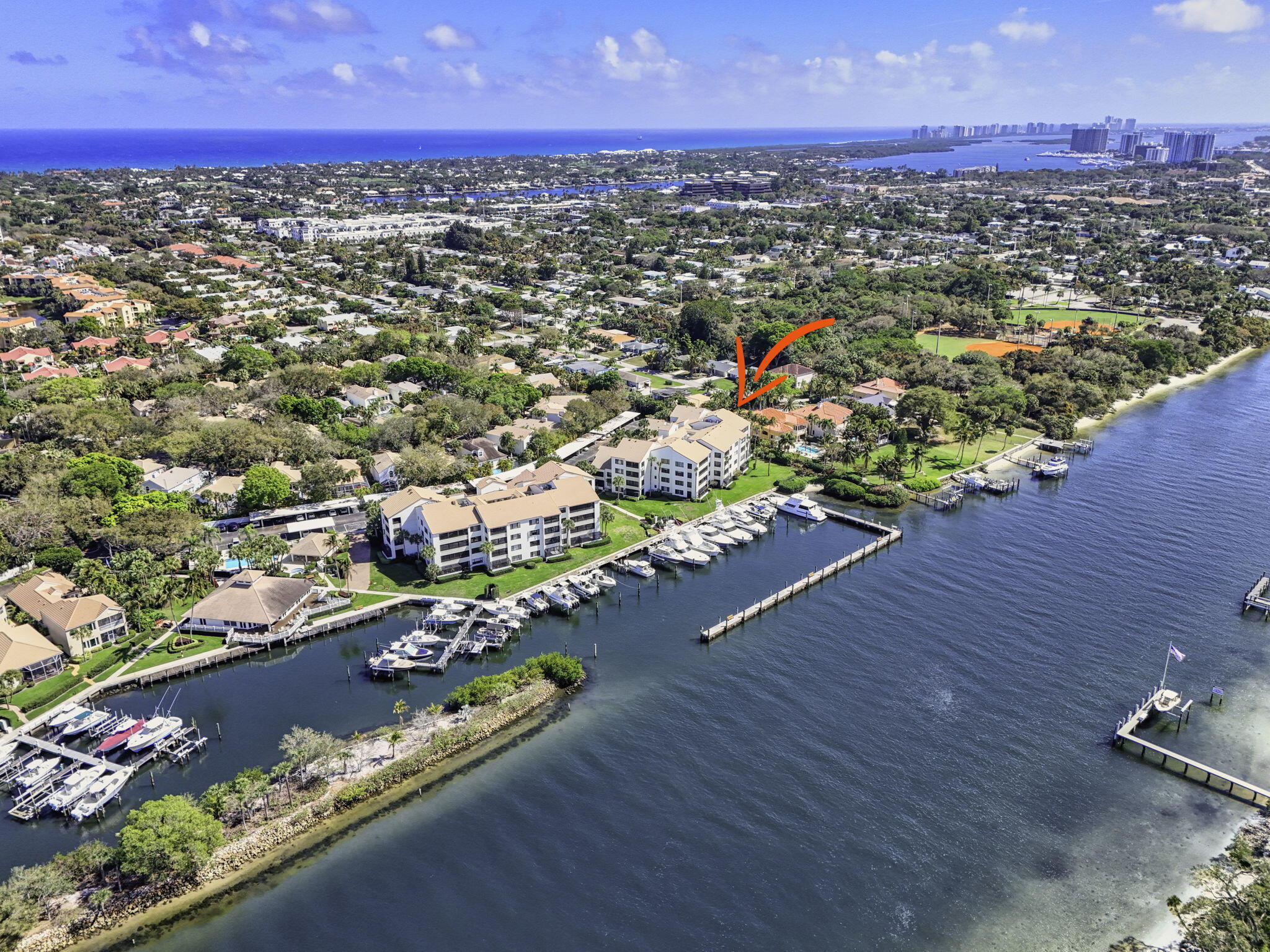 911 Oak Harbour Drive