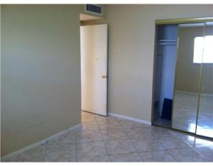 510 Prosperity Farms Road 8B