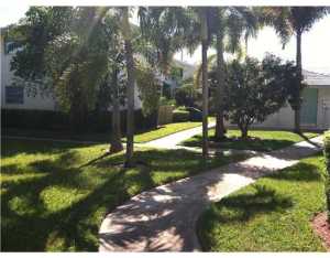 510 Prosperity Farms Road 8B