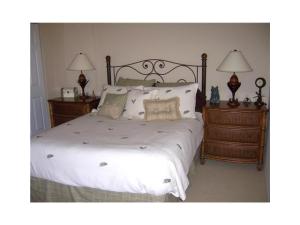4930 Bonsai Circle 106
