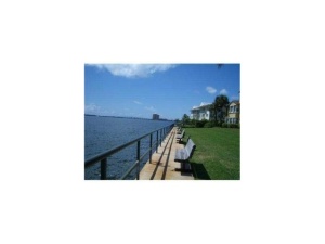 1120 Lake Shore Drive 103