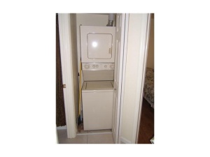 1120 Lake Shore Drive 103