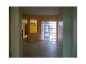 9492 Granite Ridge