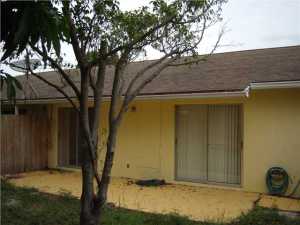 8890 Hobe Ridge