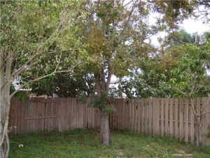 8890 Hobe Ridge