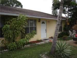 8890 Hobe Ridge