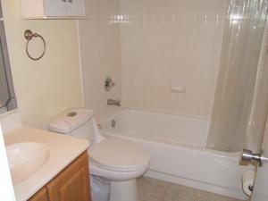 1010 Lake Shore Drive 201