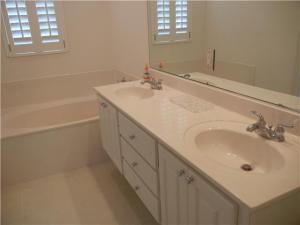 3049 E Community Drive