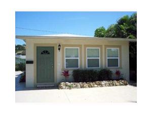 135 Hawthorne Drive