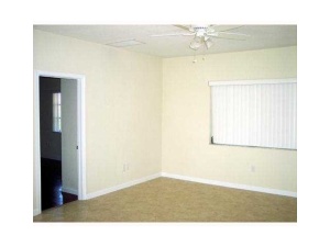 135 Hawthorne Drive