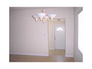 135 Hawthorne Drive