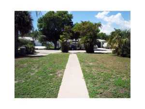 135 Hawthorne Drive