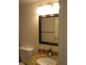 1120 Lake Shore Drive 204