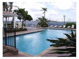 1115 Lake Shore Drive 102