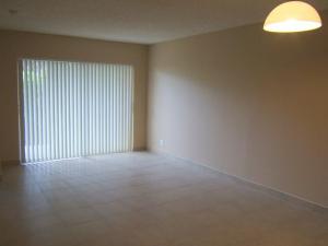 1040 Lake Shore Drive 102