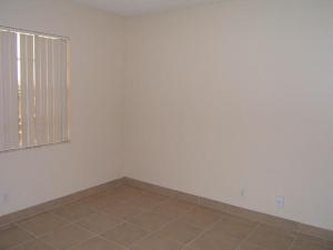 1040 Lake Shore Drive 102