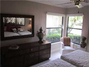 6901 Touchstone Circle