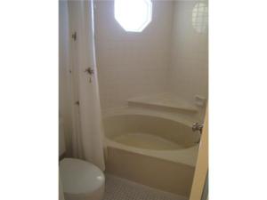 146 Seabreeze Circle
