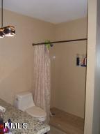 1636 Shaker Circle