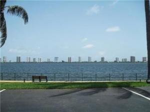 1120 Lake Shore Drive Apt 204