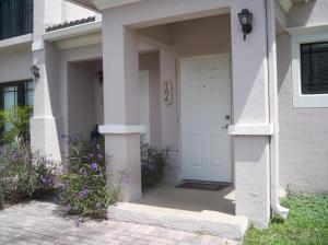 2803 E Sarento Place Unit 106