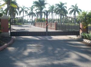 2803 E Sarento Place Unit 106