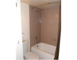 1120 Lake Shore Drive Apt 103