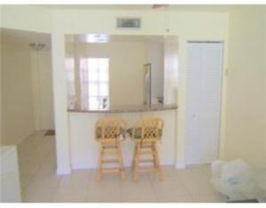 1120 Lake Shore Drive Apt 103