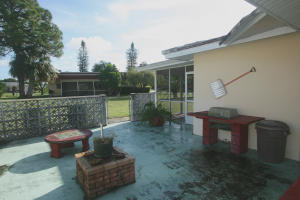 209 NE Jardain Road