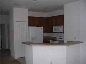 127 Seagrape Drive Apt 204