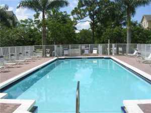 127 Seagrape Drive Apt 204