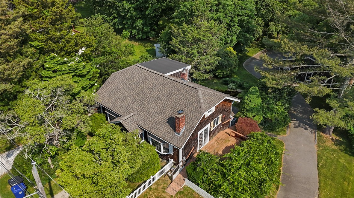 16 Laurel Lane