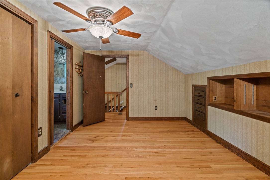 16 Laurel Lane
