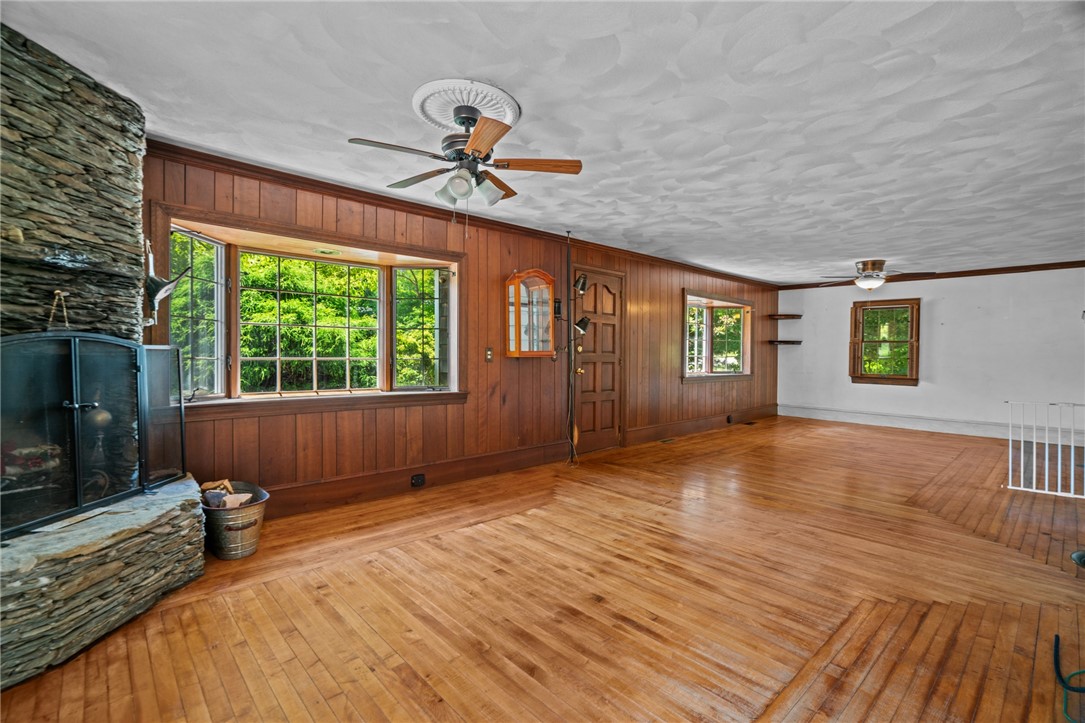 16 Laurel Lane