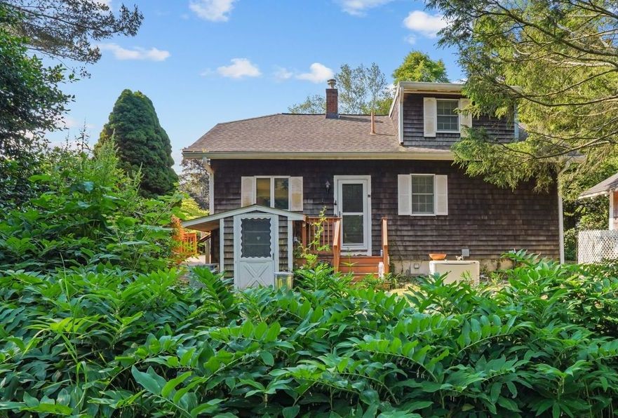 16 Laurel Lane