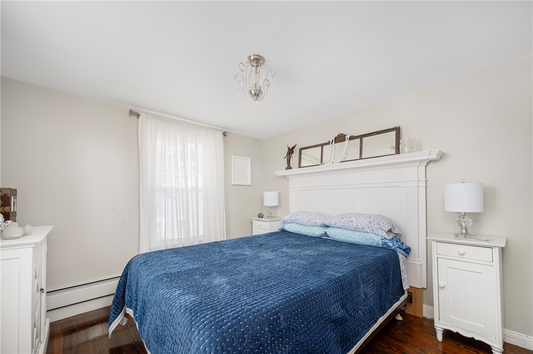 21 Avenue A