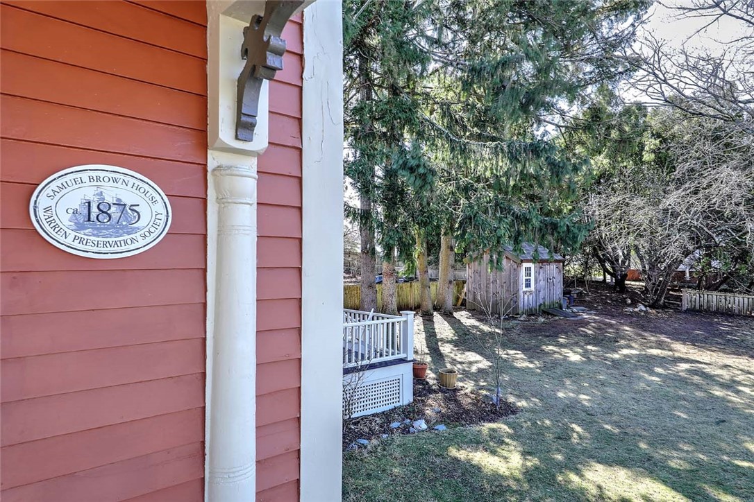 27 Sowamsett Avenue