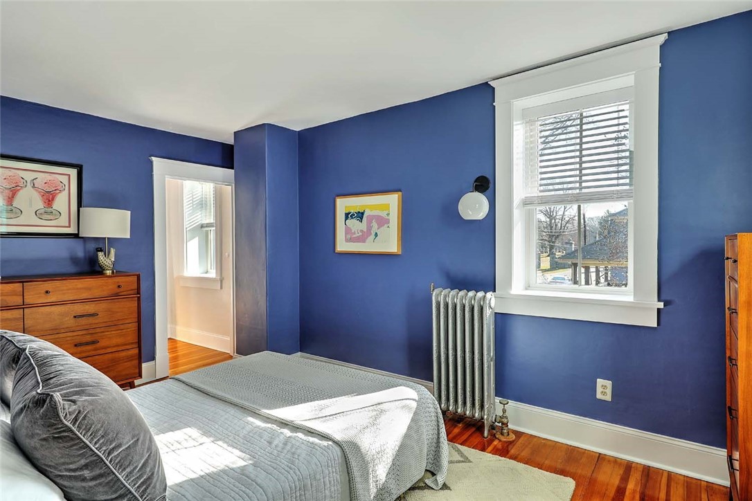 27 Sowamsett Avenue