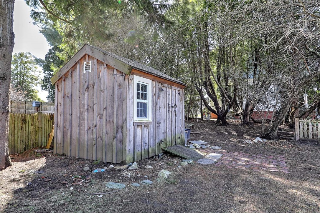 27 Sowamsett Avenue