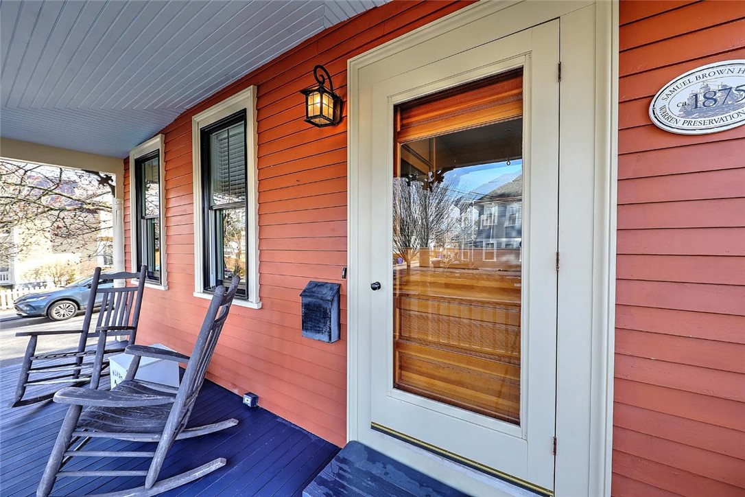 27 Sowamsett Avenue