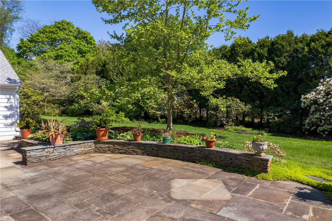 2 Cherry Lane