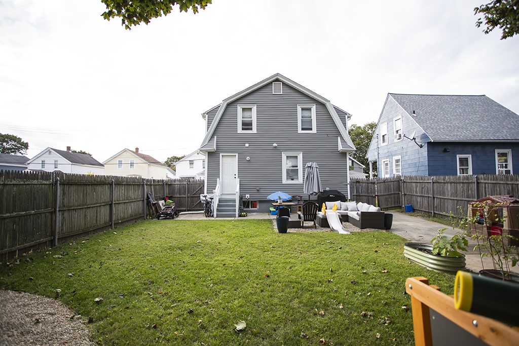 91 Ivy Street