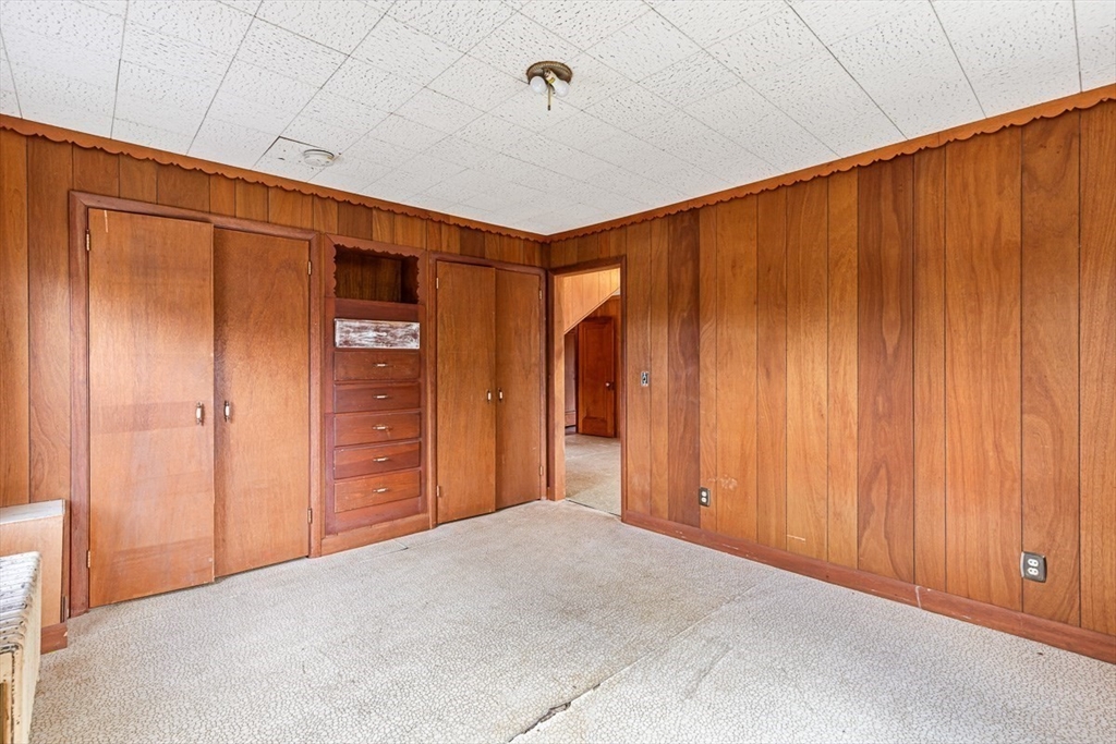 1292 Riverside Ave