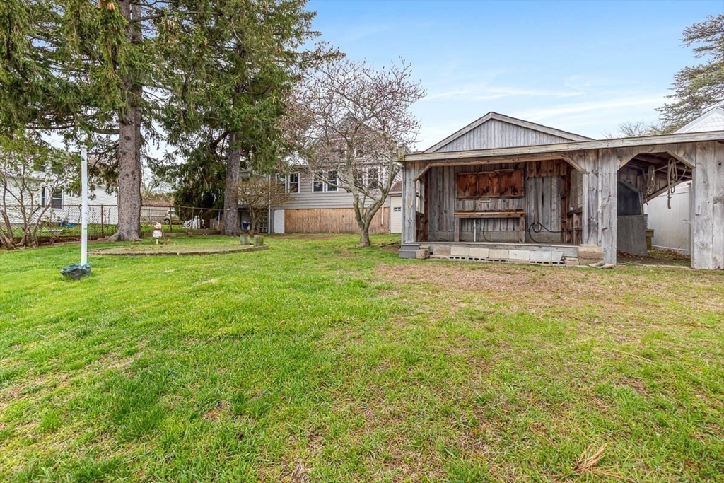 1292 Riverside Ave