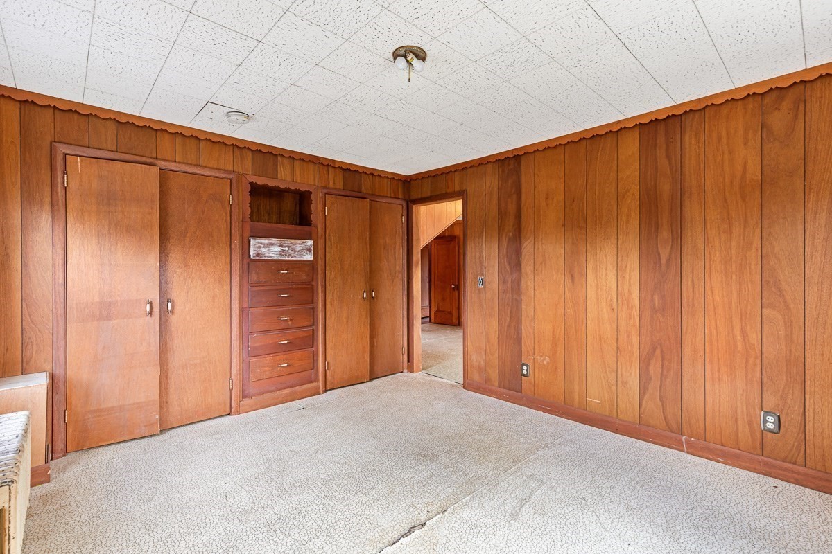 1292 Riverside Ave