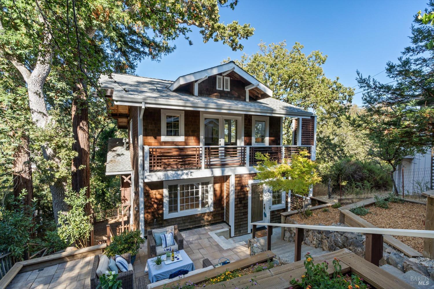 30 Miraflores Ave