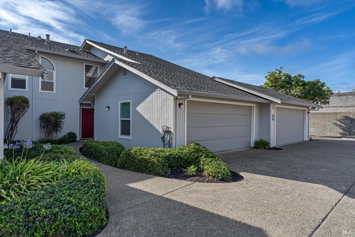 1206 Capri Way
