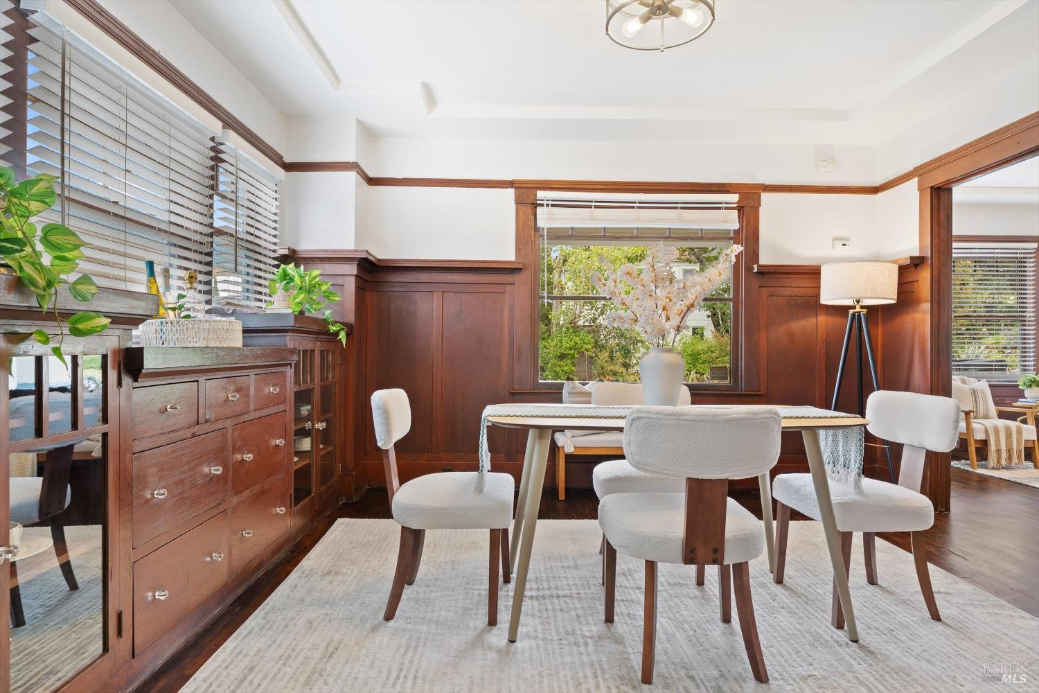 1211 Santa Clara St